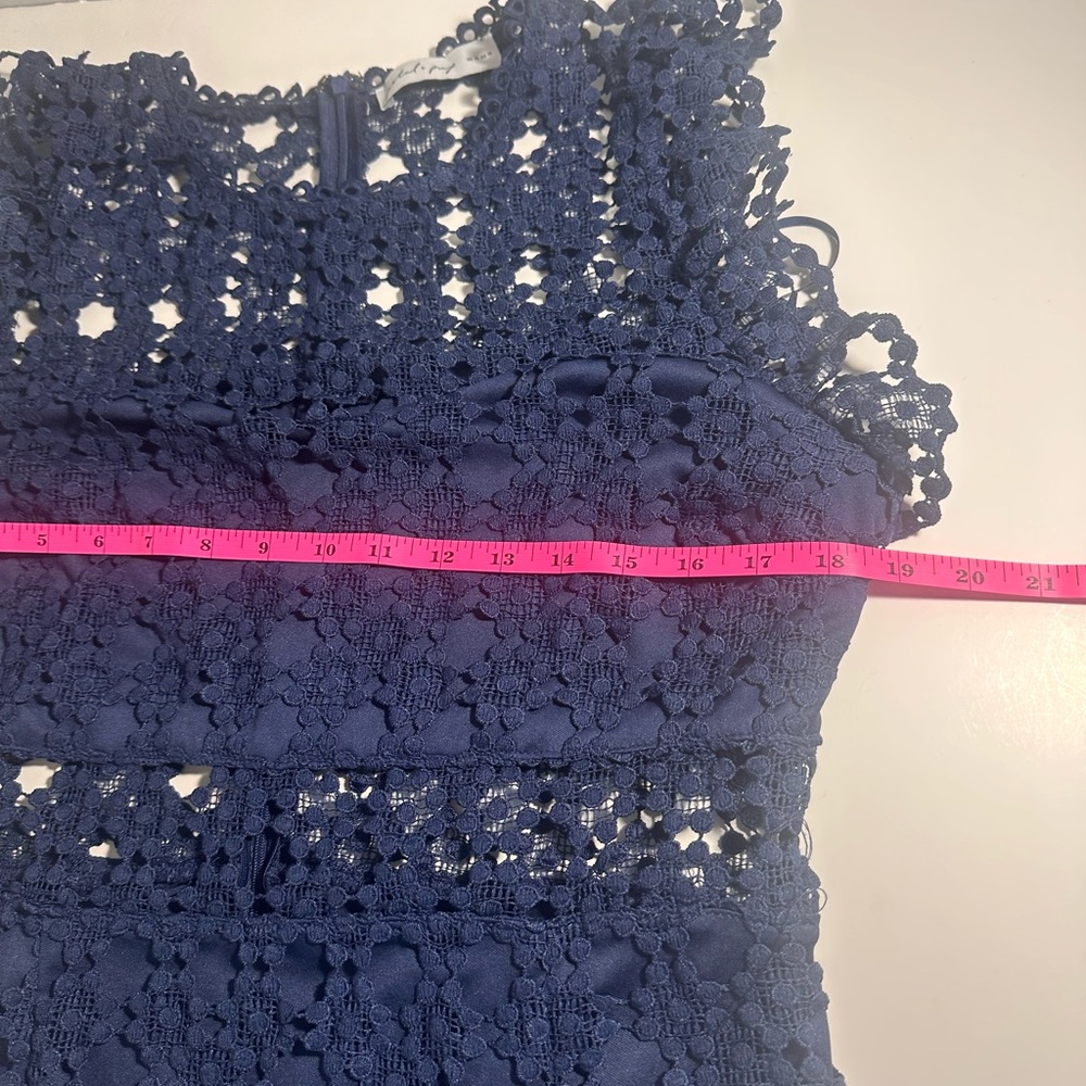 Petal & Pup Navy Lace Midi Dress Women’s Size 12 Sheer Panel Cocktail Party - Picture 12 of 13